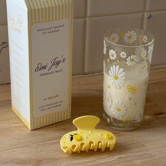 Yellow lemon clip