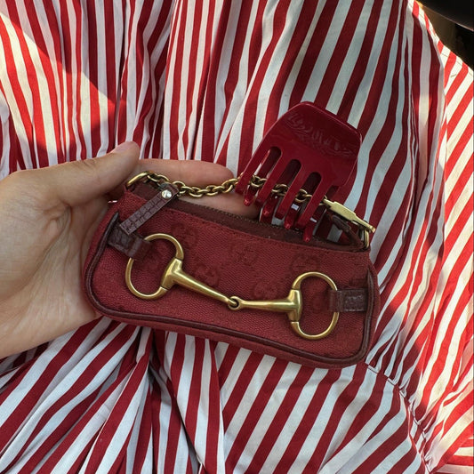 Red small clip